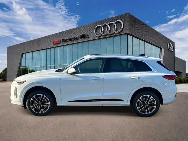 New 2026 Audi Q5 Premium Plus AWD/4WD image 2