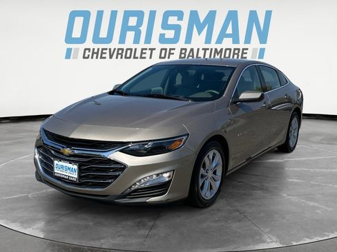 Used 2023 Chevrolet Malibu LT image 2