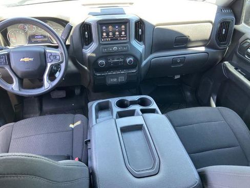 Used 2022 Chevrolet Silverado 1500 Custom w/ Safety Confidence Package RWD image 14
