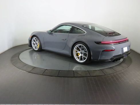 Certified 2026 Porsche 911 GT3 RWD image 3