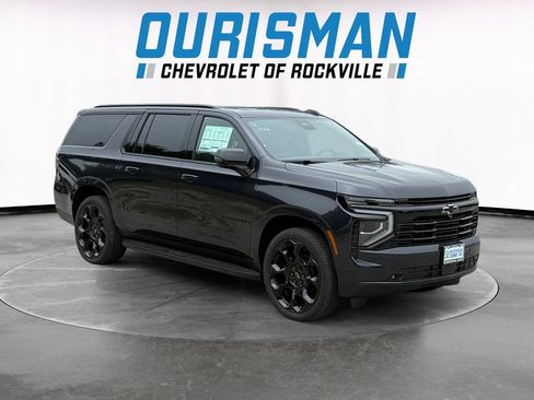 New 2026 Chevrolet Suburban RST AWD/4WD image 1