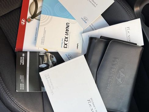 Used 2013 Hyundai Tucson GLS image 18