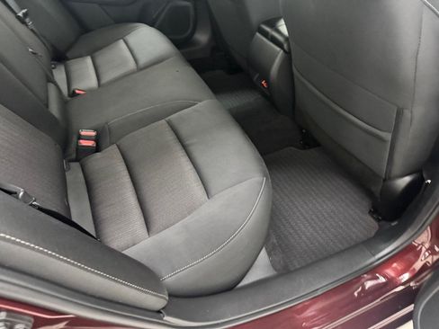 Used 2025 Nissan Altima 2.5 SV FWD image 16