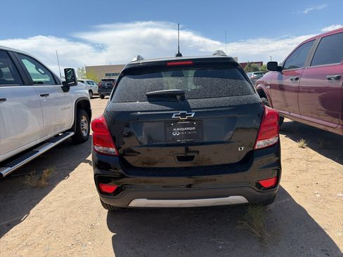 Used 2019 Chevrolet Trax LT w/ Redline Edition FWD image 5