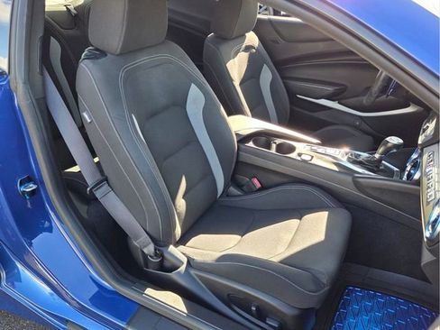 Used 2020 Chevrolet Camaro LT RWD image 19