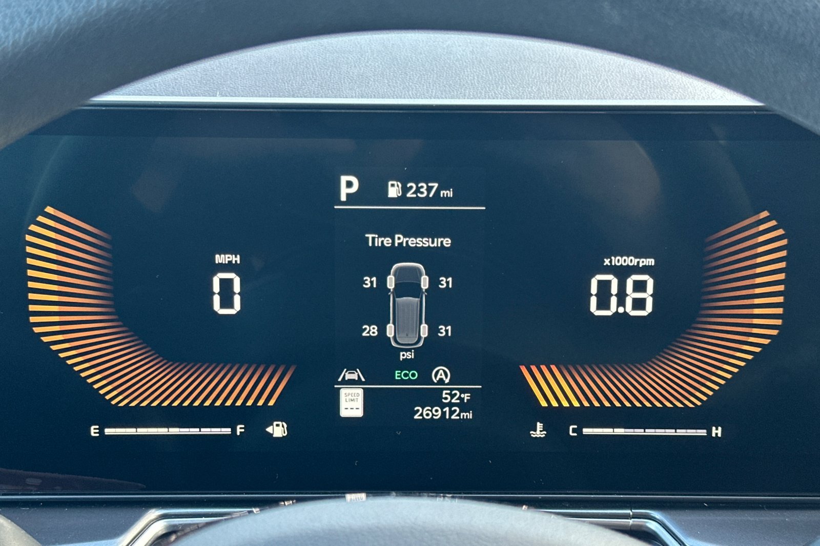 Used 2024 Kia Sorento LX FWD image 39