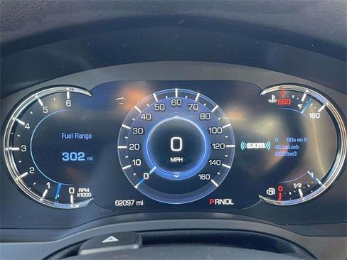 Used 2019 Cadillac Escalade Premium Luxury image 25