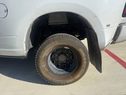 Used 2024 RAM 3500 Laramie w/ Night Edition AWD/4WD image 7