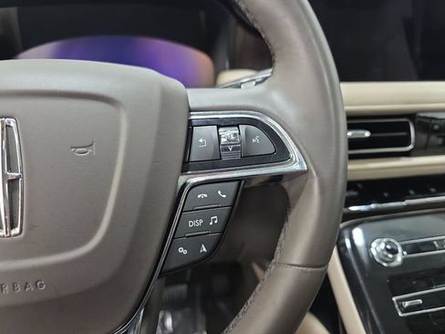 Used 2023 Lincoln Nautilus Reserve FWD image 18