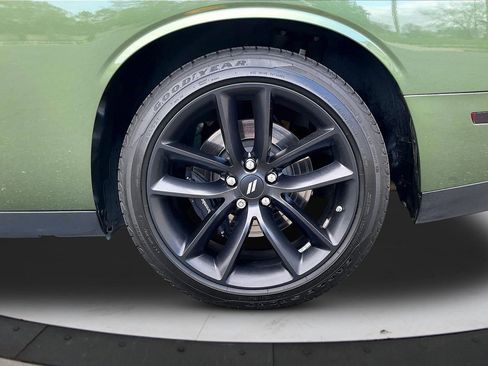 Certified 2022 Dodge Challenger R/T w/ Plus Package image 37