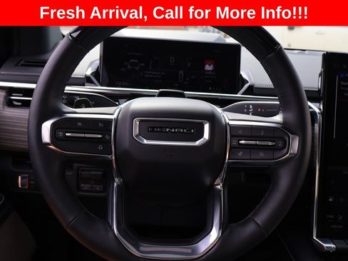 Used 2025 GMC Sierra EV Denali AWD/4WD image 24