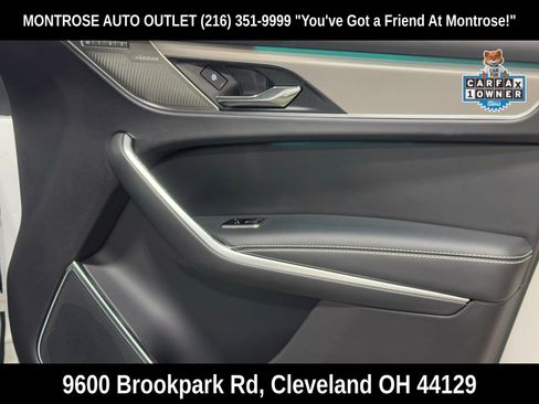 Used 2025 Jaguar F-PACE R-Dynamic S image 48