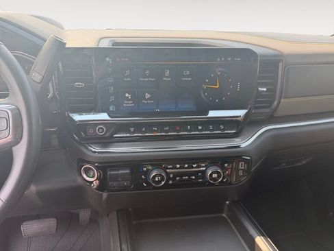 Used 2024 Chevrolet Silverado 2500 ZR2 w/ Technology Package AWD/4WD image 15