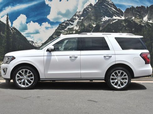 Used 2019 Ford Expedition Limited w/ Equipment Group 302A AWD/4WD image 7