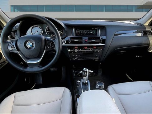 Used 2017 BMW X3 xDrive28i AWD/4WD image 7