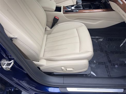 Used 2022 Audi A4 2.0T Premium w/ Convenience Package image 44
