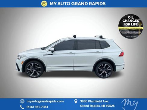 Used 2023 Volkswagen Tiguan SEL R-Line AWD/4WD image 4
