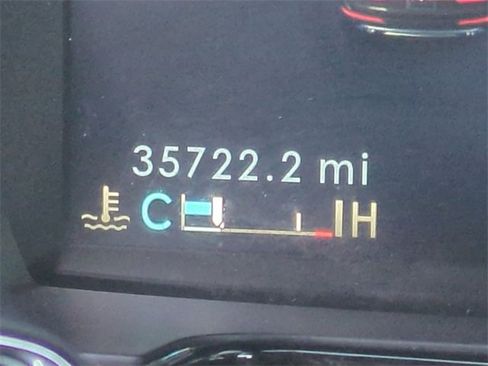 Used 2023 Lincoln Corsair AWD image 23