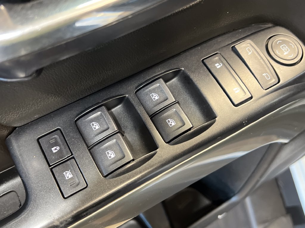Used 2019 Chevrolet Silverado 2500 LT AWD/4WD image 37