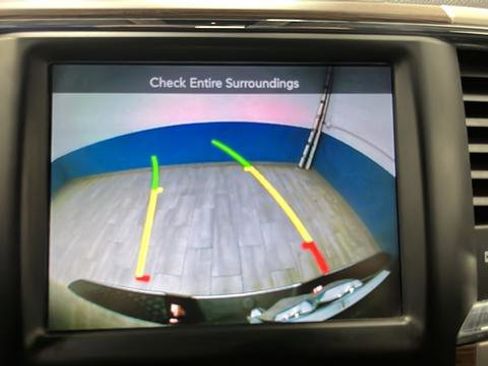 Used 2017 RAM 1500 Laramie image 26