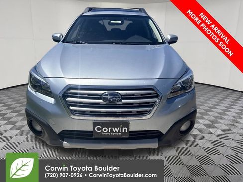 Used 2015 Subaru Outback 2.5i Limited AWD/4WD image 2