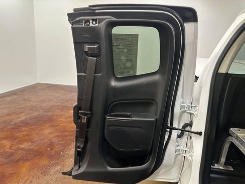 Used 2021 Chevrolet Colorado LT w/ Fleet Safety Package image 84