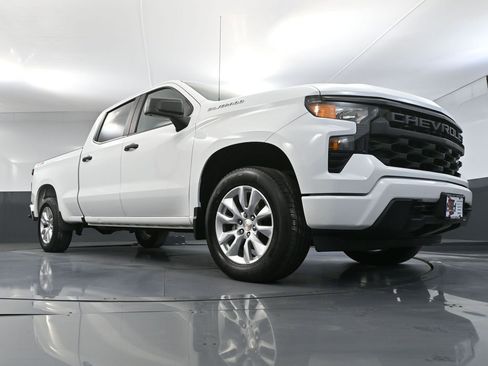 Used 2022 Chevrolet Silverado 1500 Custom image 51