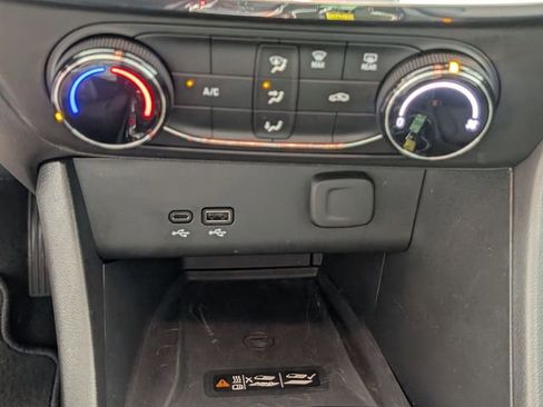 Used 2025 Buick Encore GX Preferred w/ Advanced Technology Package image 21