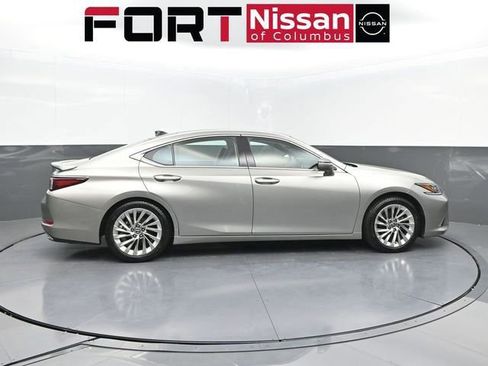 Used 2020 Lexus ES 350 w/ Accessory Package FWD image 8