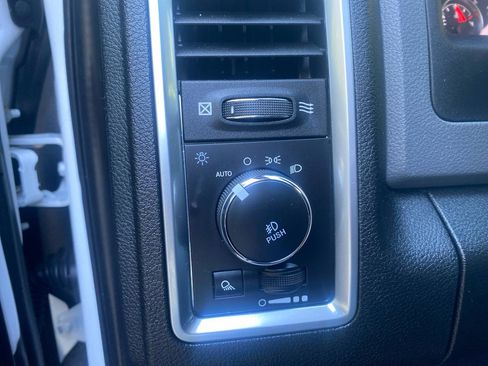 Used 2020 RAM 1500 Classic Warlock image 19