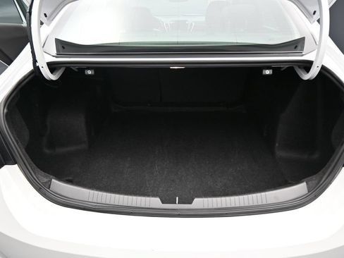 Used 2024 Chevrolet Malibu LT FWD image 23