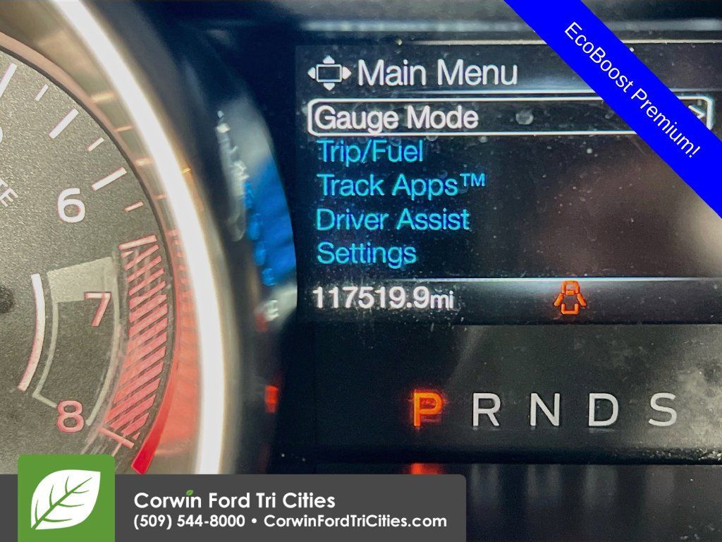 Used 2018 Ford Mustang Premium RWD image 27