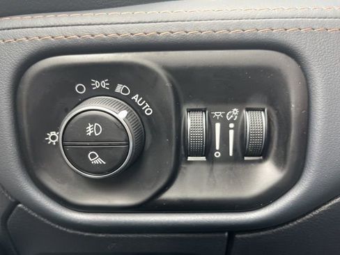 Used 2025 RAM 1500 Tungsten w/ Off Road Group image 30