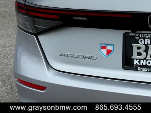 Used 2024 Honda Accord Sport image 10