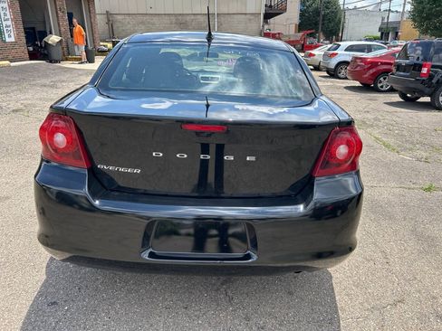 Used 2014 Dodge Avenger SE FWD image 6