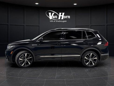 Used 2022 Volkswagen Tiguan SEL R-Line image 13