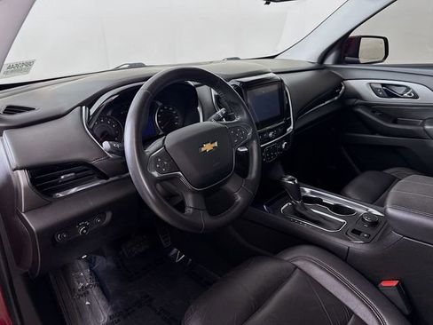 Used 2018 Chevrolet Traverse RS FWD image 10