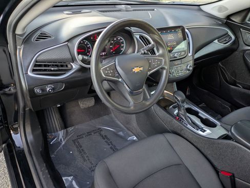 Used 2023 Chevrolet Malibu LT image 12