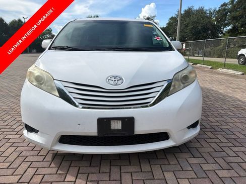 Used 2017 Toyota Sienna LE FWD image 8