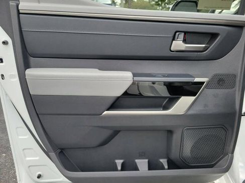 New 2026 Toyota Tundra Limited AWD/4WD image 15