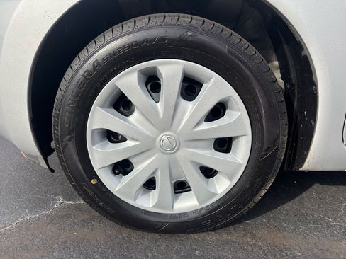 Used 2016 Nissan Versa Note S Plus image 5