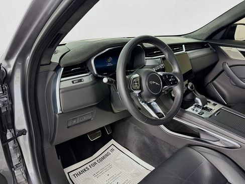 Used 2024 Jaguar F-PACE SVR AWD/4WD image 4