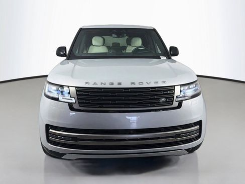Certified 2025 Land Rover Range Rover Long Wheelbase SE AWD/4WD image 2