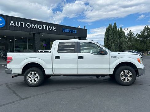 Used 2013 Ford F150 XLT w/ Mid Equipment Group AWD/4WD image 2