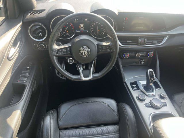 Used 2021 Alfa Romeo Stelvio Ti Sport AWD/4WD image 15