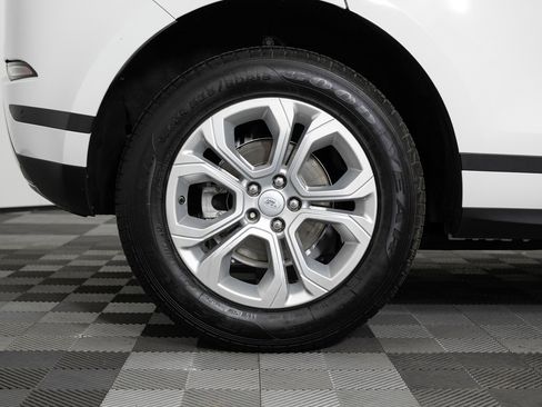 Used 2020 Land Rover Range Rover Evoque S image 38