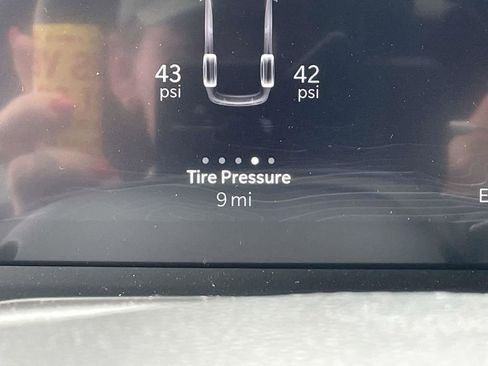 New 2025 Jeep Grand Cherokee Altitude image 29