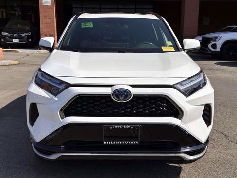 Certified 2024 Toyota RAV4 SE w/ Weather & Moonroof Package AWD/4WD image 5
