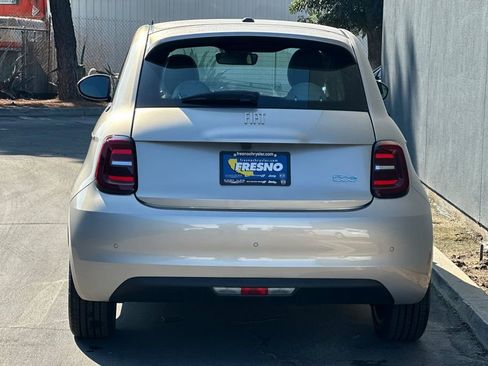 New 2025 FIAT 500 e image 5