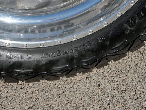 Used 2015 Ford F350 Lariat w/ Lariat Interior Package image 65